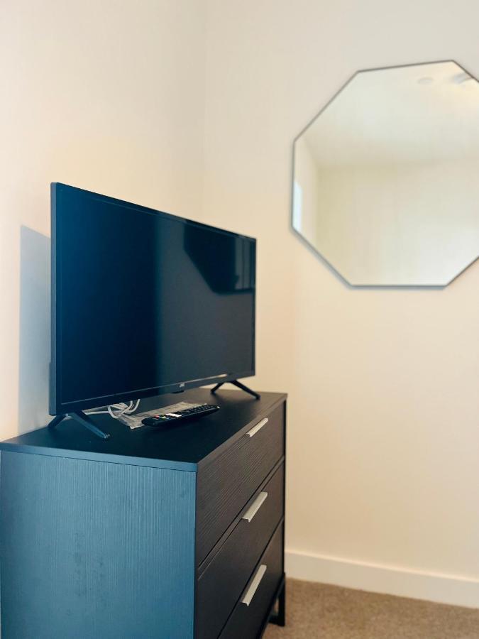 Fully Equipped One Bedroom Apartment Near Old Trafford Stadium! Mánchester Exterior foto