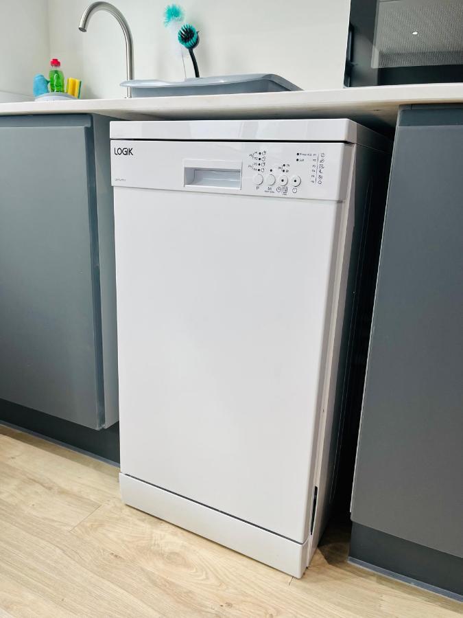 Fully Equipped One Bedroom Apartment Near Old Trafford Stadium! Mánchester Exterior foto